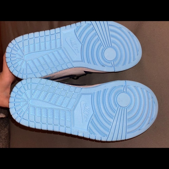 Air jordan retro 1 “blue chill”🤤 - Picture 7 of 8